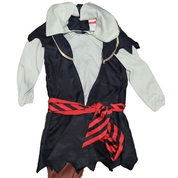 Pirate 5 piece Halloween costume - Picture 2 of 8